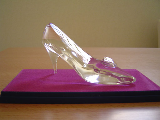 Cinderella's Glass Slipper - Cinderella - Scaled Replica);