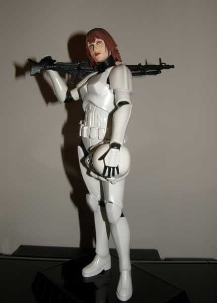 Jes Gistang (Female Stormtrooper) - Expanded Universe - 2011 Premier Guild Exclusive