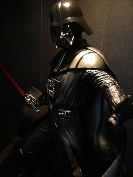 Darth Vader - Revenge of the Sith - Standard Edition);