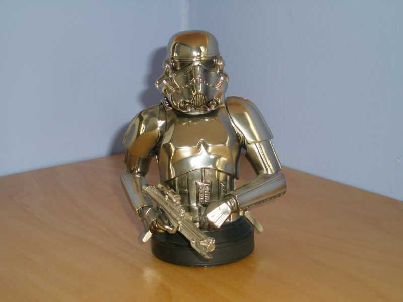 Stormtrooper - A New Hope - Chrome 2004 UK Exclusive