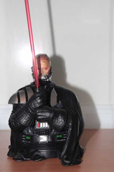 Darth Vader: Anakin Reveal - Revenge of the Sith - Entertainment Earth Exclusive