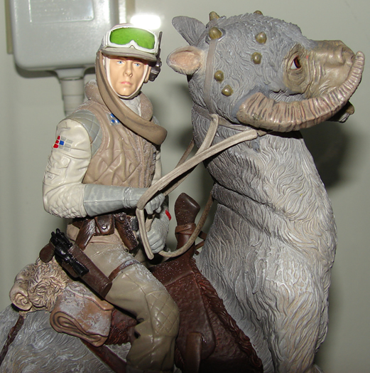 Luke Skywalker and Tauntaun - The Empire Strikes Back - Limited Edition