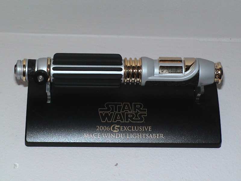 Mace Windu - Attack of the Clones - 2006 Collectors Society Edition