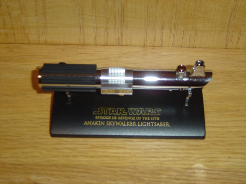 Anakin Skywalker - Revenge of the Sith - Scaled Replica);
