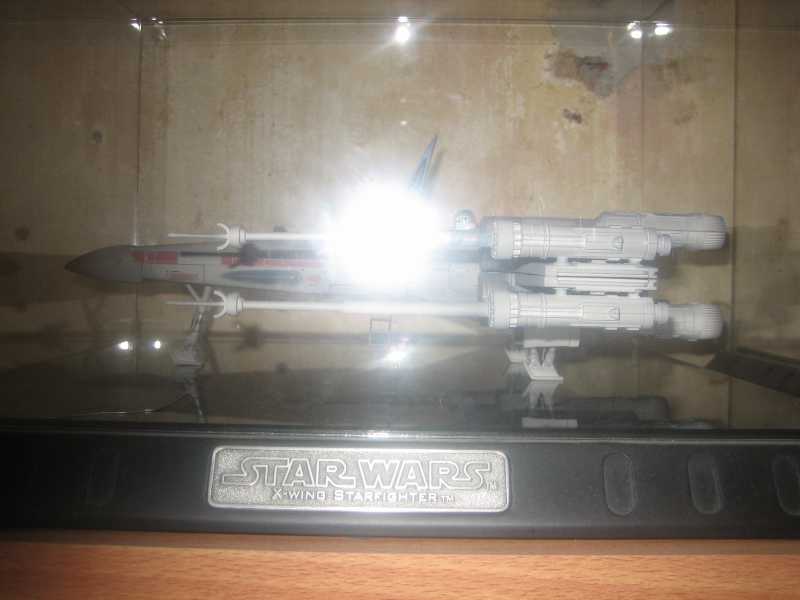 X-Wing Starfighter - A New Hope - Signature Edition
