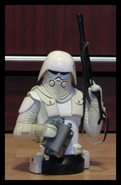 Imperial Snowtrooper: McQuarrie Concept - Star Wars - 2011 San Diego Comic Con Exclusive