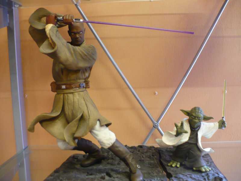 Mace Windu and Yoda - Attack of the Clones - Standard Edition