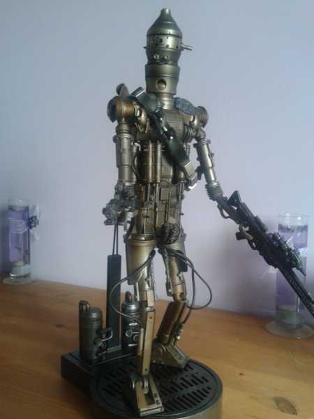 IG-88 - The Empire Strikes Back - Limited Edition);
