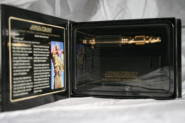 Mace Windu - Attack of the Clones - Gold Chase