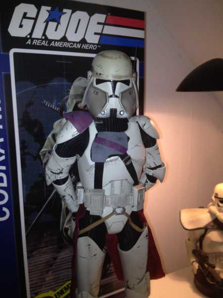 Commander Bacara - Revenge of the Sith - Limited Edition);