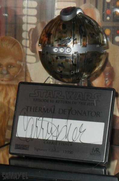 Thermal Detonator - Return of the Jedi - Signature Edition