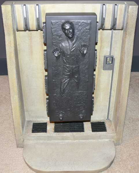 Han Solo in Carbonite Environment - Return of the Jedi - Limited Edition);