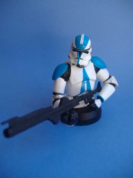 Clone Trooper - Revenge of the Sith - Tactical Ops (501st) Trooper);
