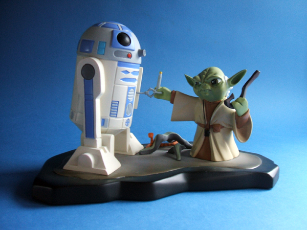 Yoda and R2-D2 - The Empire Strikes Back - Limited Edition