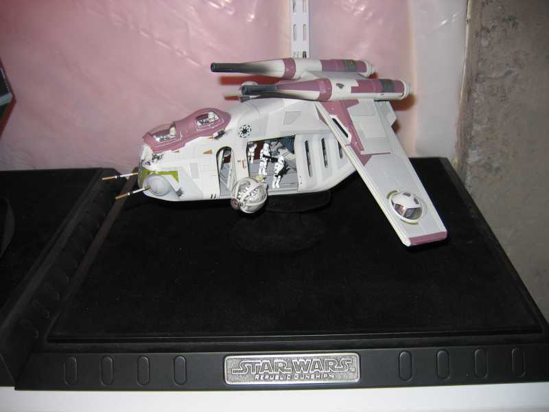 Republic Gunship - Attack of the Clones - Limited Edition